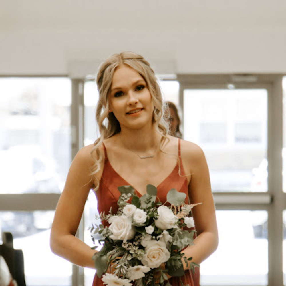 Meet your Posher, Kaleigh